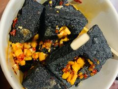 -黑色经典臭豆腐·湖南特产(步行街店)