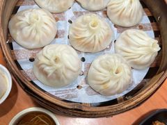 蟹粉肉-莱莱小笼·乔艾
