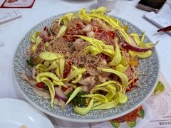 菊花捞起脆肉鲩-小榄公饭店·岭南庭院餐厅(民安北路店)