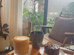 靠窗位-漫笙舍Manse·咖啡·民宿