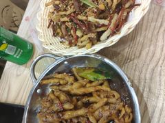 -江城燕子大排档(江汉路步行街店)