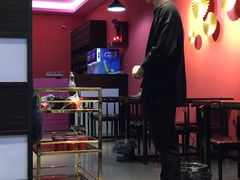 -虾弄弄海派小龙虾·牛羊蝎子火锅