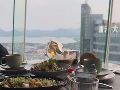 -Hi City·城市之巅