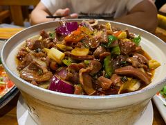 -老滇山寨•云南特色菜•地方菜•民族风情歌舞表演(金碧店)