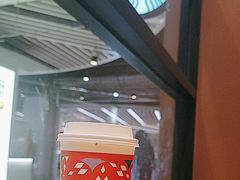 -星巴克(上海虹桥新天地二店)