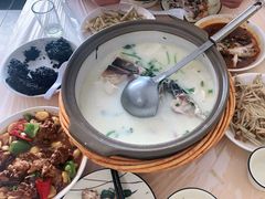 -天乐农家鱼头王(天目湖店)
