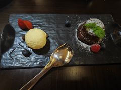 -卡佩罗意大利餐厅及酒吧Al Cappello Trattoria