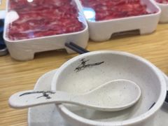 -杨老板·海鲜集市火锅·鲜切牛肉(中防万宝店)