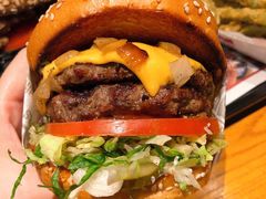 -The Habit Burger Grill 哈比特汉堡(复兴soho店)