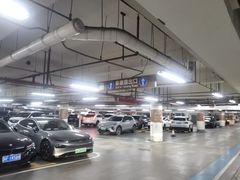 -日月光中心-停车场