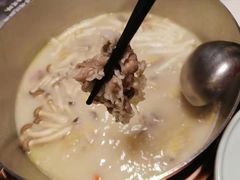 -洪氏嗨捞·猪肚鸡火锅(阳光天地店)