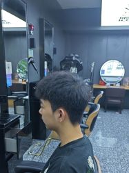 -藤野造型专业烫染接发