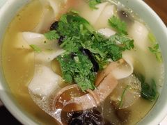 三鲜烩面-萧记三鲜烩面(郑汴路店)