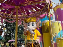 -七彩云南欢乐世界