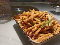 -石牌岭小亮蒸虾•湖北老字号(左岭店)