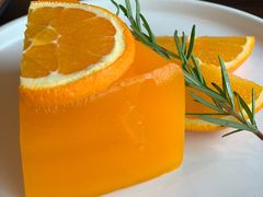 -Chom Cafe and Restaurant