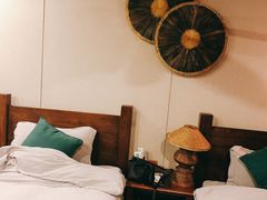 -三峡国际房车露营地(G348店)