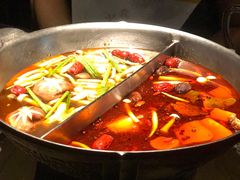 -湊湊火锅·茶憩(新中关购物中心店)