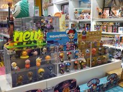 -泡泡玛特POPMART(上海环球港店)