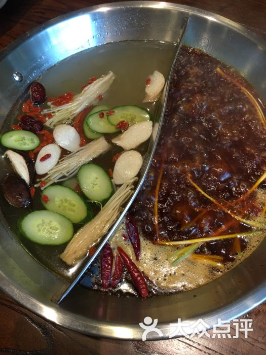 杠上花重庆老灶火锅图片 - 第1张