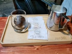 -邻与咖啡(鼎太风华店)