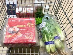 -家乐福(四元桥购物中心店)