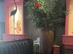 -八府香鸭·啫啫煲(华山路店)