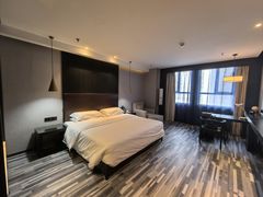 -乌鲁木齐百世昌龙泉酒店(大巴扎店)