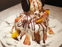 焦糖坚果吐司金字塔-卡朋西餐(较场西路店)