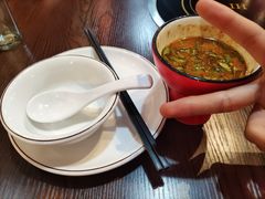 -虾弄弄海派小龙虾·牛羊蝎子火锅