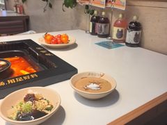 -老牌坊云南鱼豆花火锅(哈西万达店)