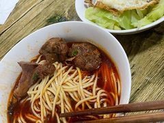 -易毛特色牛肉面(解放碑步行街店)