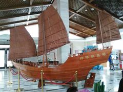 -那琴半岛地质海洋公园