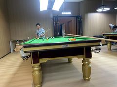 -涨巢·潮玩水疗局