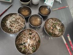 -正宗杨记普洱酸醋米线(总店)