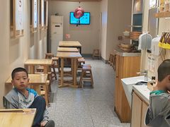 -呼啦面馆·头牌豌杂面(建新东路店)