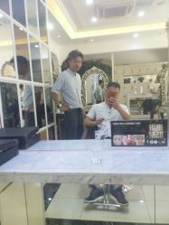 -爱美丽科技美肤中心