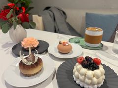 -潮一不贰·法式甜品·生日蛋糕·西式简餐(外滩店)