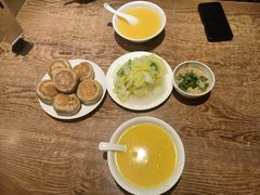 -清真吴记门钉肉饼·喜多利