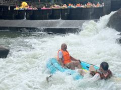 -浮盖山峡谷漂流