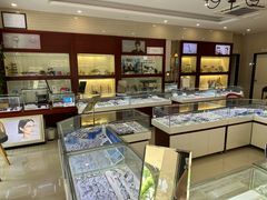 -吴良材眼镜(北中路店)