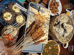 -蚝堡海鲜·威海菜·海肠捞饭·烧烤·亚洲吃蚝公司(幸福门店)