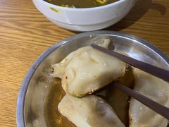 -黄阿姨锅贴大王(万航渡路店)