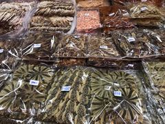 -瓦洛洛传统市场