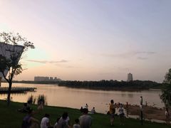 -灞河西岸滨河公园