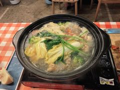 鲍鱼文昌鸡煲-琼大师东方烤乳猪(亚特兰蒂斯店)