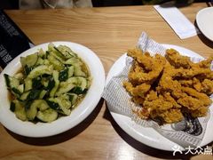 -西街夜油条·麻团包乌饭