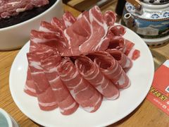 相间肥牛王-额尔敦传统涮.冰煮羊火锅(乌兰察布体育场店)