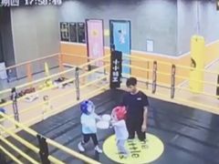-小小特工运动馆(宝山三邻桥中心)