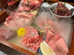 -山川小町·极番烧肉(新地假日广场店)